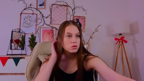 Molly online show from 01.09.25