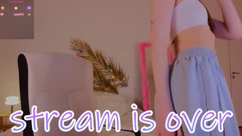 Molly online show from 02.23.25