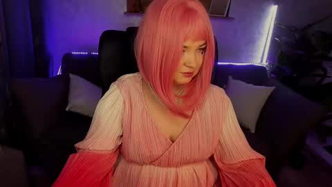 Snapshot of molinmoon chatting on 02.28.25 Rosa online show from 02.28.25