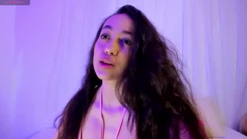 M o L l i E  online show from 07.23.26