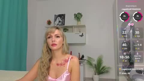 molliblum online show from 10.10.25