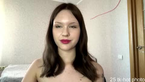 Snapshot of mollieadamek chatting on 05.17.26 Lisa online show from 05.17.26