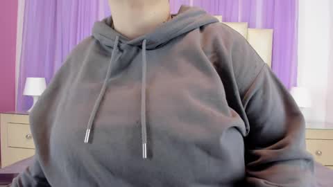 Hey Guys  Im Mollie online show from 12.29.24