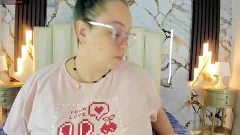Hey Guys  Im Mollie online show from 09.27.25