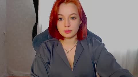 Molly online show from 05.05.26