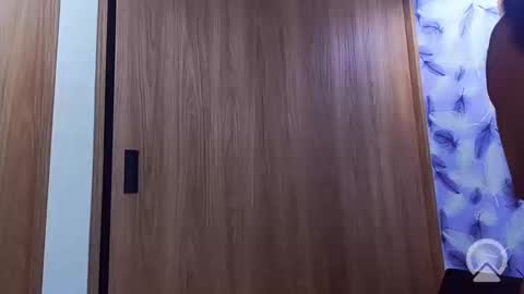 Molly online show from 09.19.25