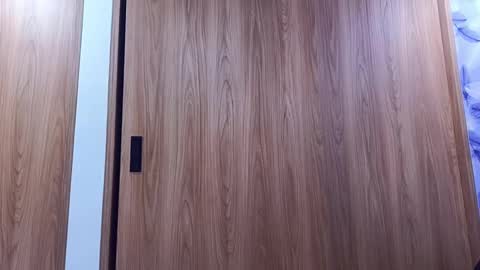 Molly online show from 10.14.25