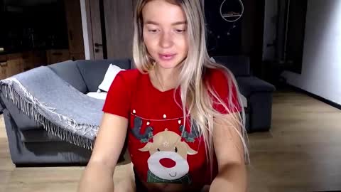 Molly online show from 12.16.25