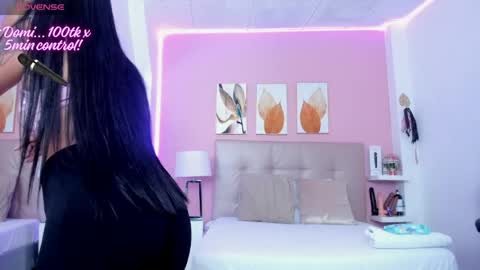 Snapshot of molly_h0t chatting on 04.25.26 online show from 04.25.26