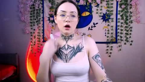 molly_kisss online show from 04.18.26