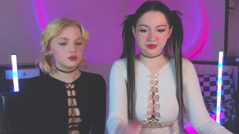 molly_millerr online show from 03.11.25