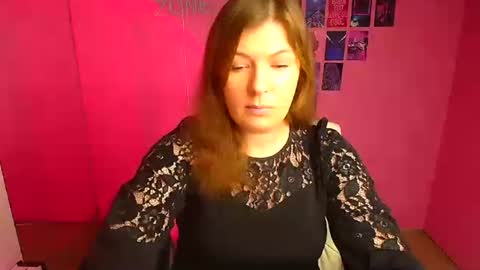 Snapshot of molly_mis chatting on 04.29.26 Molly online show from 04.29.26