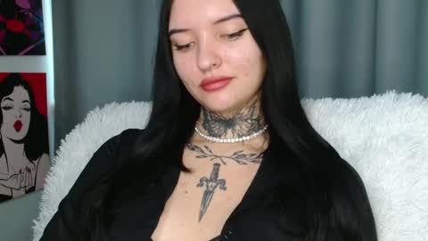 Lina online show from 12.02.24