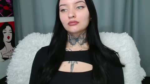 Lina online show from 02.10.25