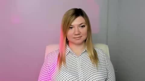 Molly online show from 01.21.25