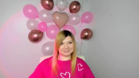 Molly online show from 02.14.25