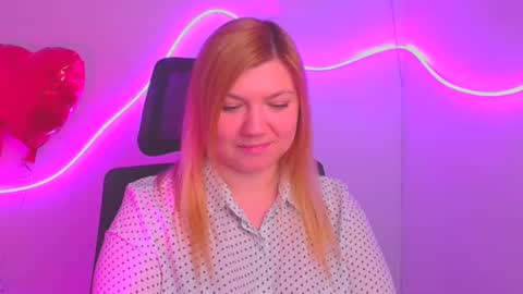 Molly online show from 03.10.25