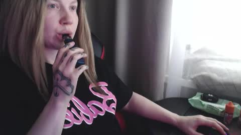 I have new photos come and see with love Molly online show from 11.14.25