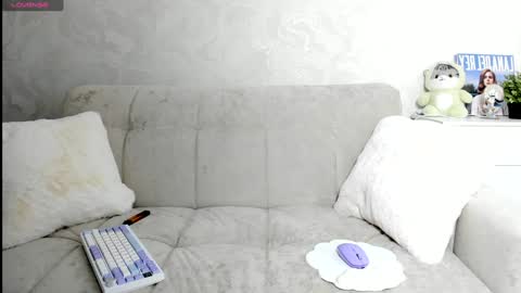 Snapshot of molly_sweetbaby chatting on 12.12.24 Ill tell you when were private online show from 12.12.24