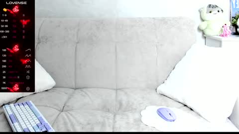 Snapshot of molly_sweetbaby chatting on 01.13.25 Ill tell you when were private online show from 01.13.25