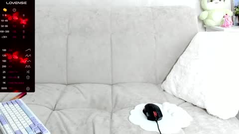 Snapshot of molly_sweetbaby chatting on 01.30.25 Ill tell you when were private online show from 01.30.25