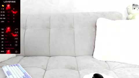 Snapshot of molly_sweetbaby chatting on 02.27.25 Ill tell you when were private online show from 02.27.25