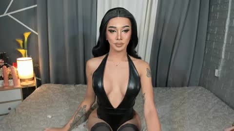 Molly online show from 09.12.25