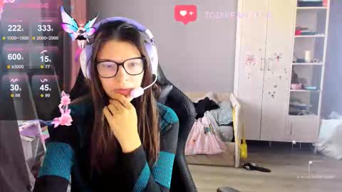  KIRA  online show from 10.16.25