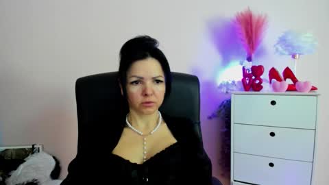 Molly online show from 03.23.26