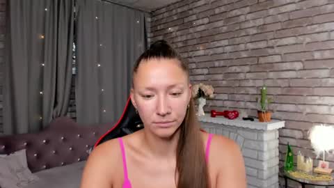 Snapshot of mollynay chatting on 07.18.26 hi im Molly heregreat boobs big heart warm pussy online show from 07.18.26