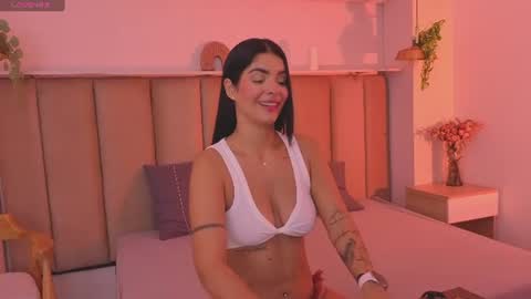 Snapshot of mollyrosse1 chatting on 07.18.26 mollyrosse1 online show from 07.18.26