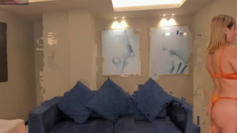 Molly Sunders online show from 04.19.26