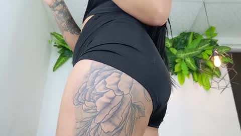 mollysweet11 online show from 12.17.25