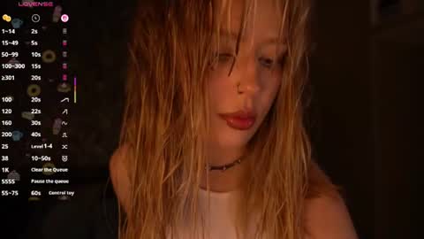 Snapshot of mollyymayy chatting on 06.21.26 mollyymayy online show from 06.21.26