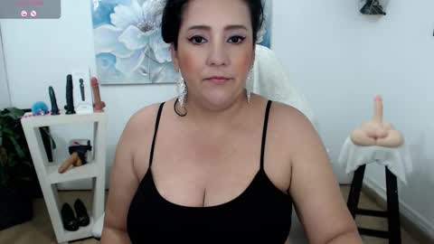 Snapshot of mom_17 chatting on 03.02.25 Celeste online show from 03.02.25