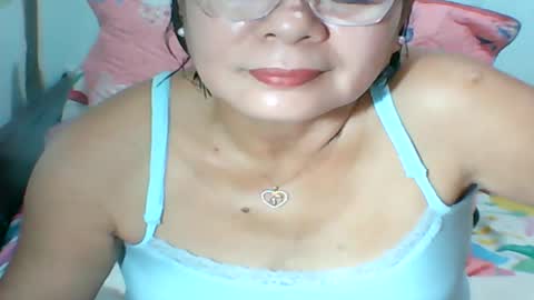 Snapshot of mombastic55 chatting on 07.02.26 mombastic55 online show from 07.02.26