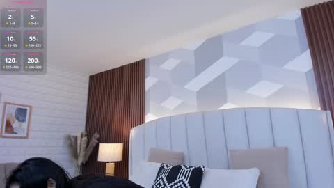 Letty Smith online show from 09.12.25