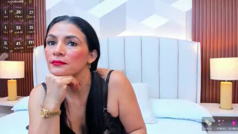 Letty Smith online show from 10.22.25