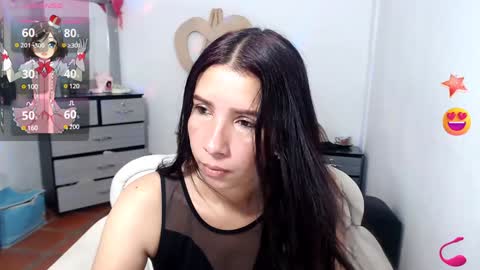 Snapshot of mommy_sexy2 chatting on 12.02.24 zarai online show from 12.02.24