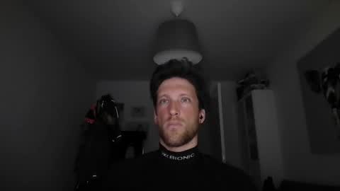 moms_little_monster online show from 01.28.25