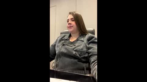 Snapshot of mona28__ chatting on 10.30.25 Mona online show from 10.30.25