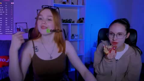 Mona  online show from 10.08.25