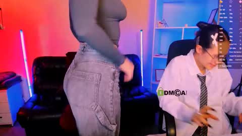 Mona  online show from 11.15.25