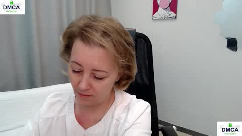 Snapshot of mona_w chatting on 02.21.26 Mona online show from 02.21.26