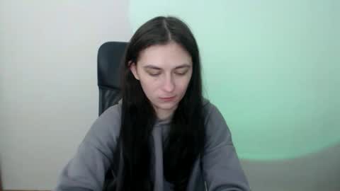 monakali online show from 11.27.25