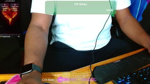 Snapshot of moneyshotxxx90 chatting on 12.03.24 MoneyshotXXX online show from 12.03.24