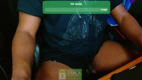 Snapshot of moneyshotxxx90 chatting on 12.08.24 MoneyshotXXX online show from 12.08.24