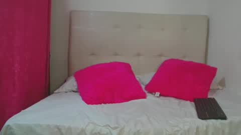 Monica online show from 02.09.25