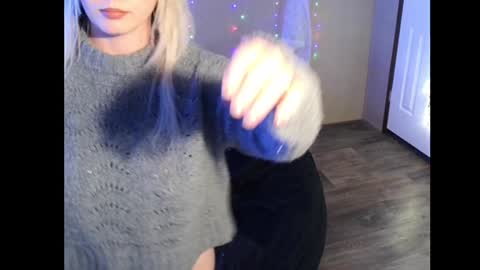 Monica online show from 02.05.25