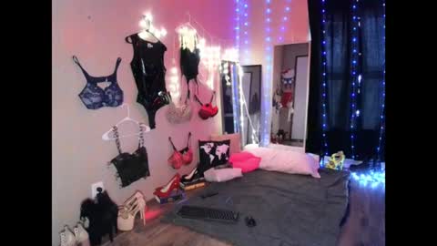 Monica online show from 06.30.26